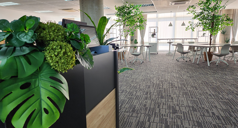 Co-working Space photo1 on right side.jpg